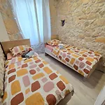 Steinhaus Mit Privatem Aussenpool By Interhome Feriehus