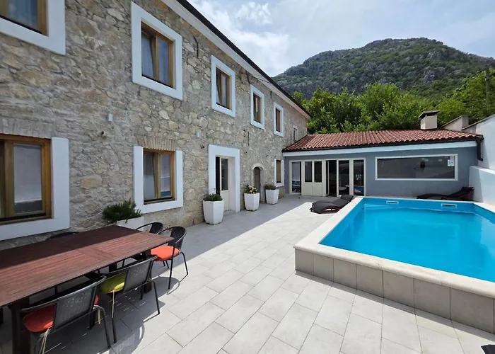 Steinhaus Mit Privatem Aussenpool By Interhome Vakantiehuis *