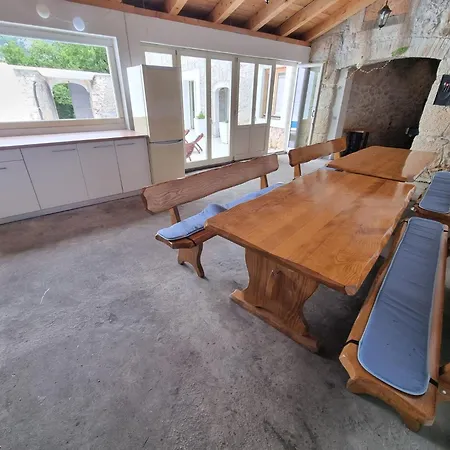 Steinhaus Mit Privatem Aussenpool By Interhome *