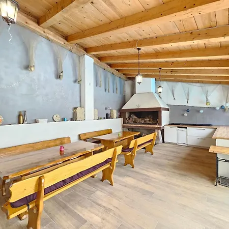 Holiday home Steinhaus Mit Privatem Aussenpool By Interhome *