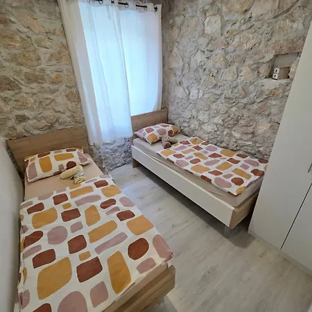Holiday home Steinhaus Mit Privatem Aussenpool By Interhome *