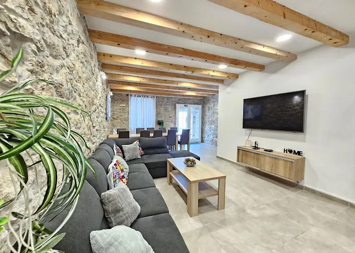 Steinhaus Mit Privatem Aussenpool By Interhome * Tribalj